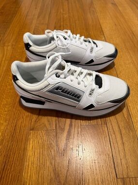 Puma White and Black Women's Athletic Sneakers